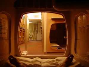 Capsule room